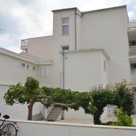Guesthouse Ana-Maria Pirovac Exterior photo