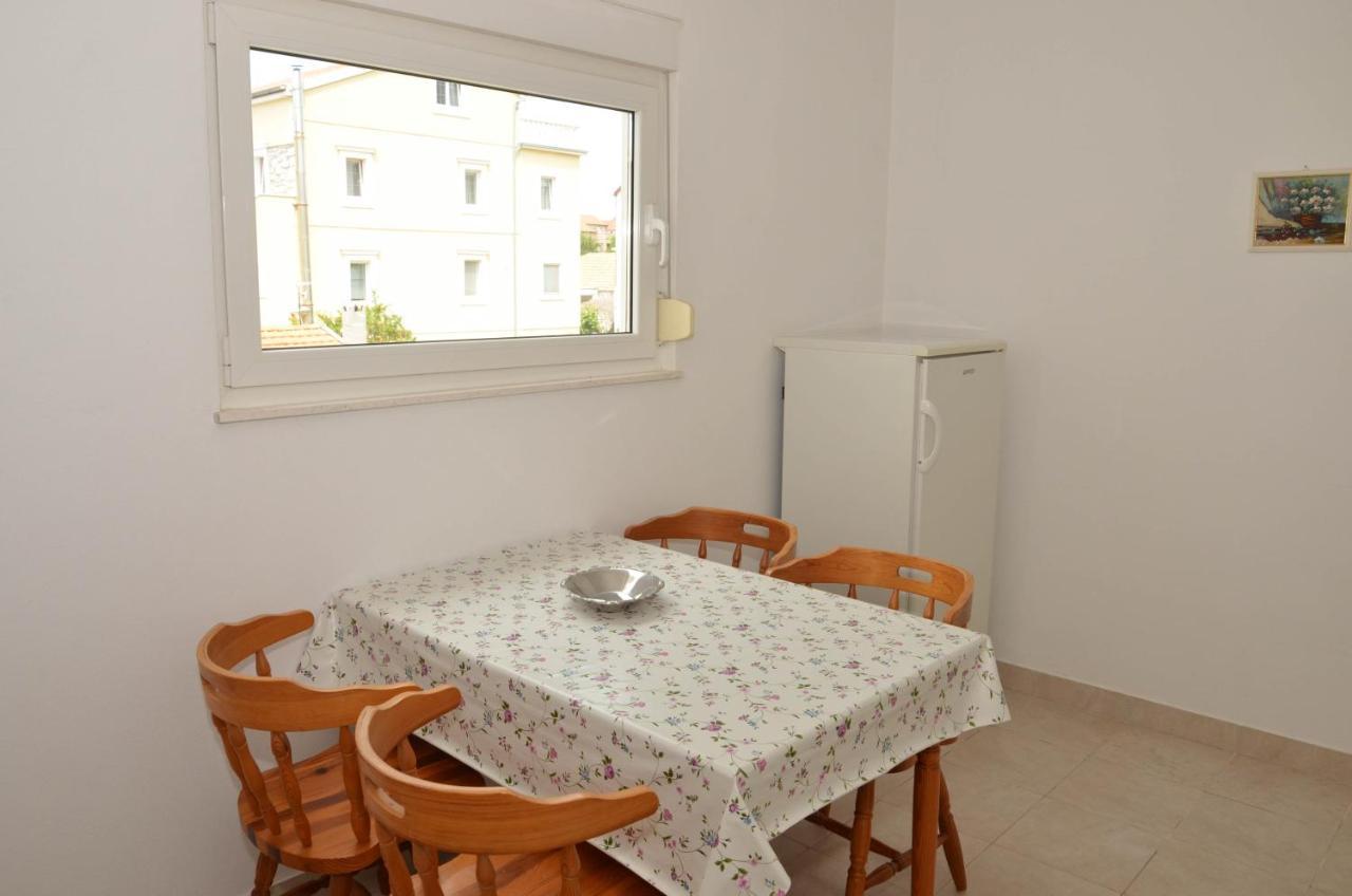Guesthouse Ana-Maria Pirovac Exterior photo